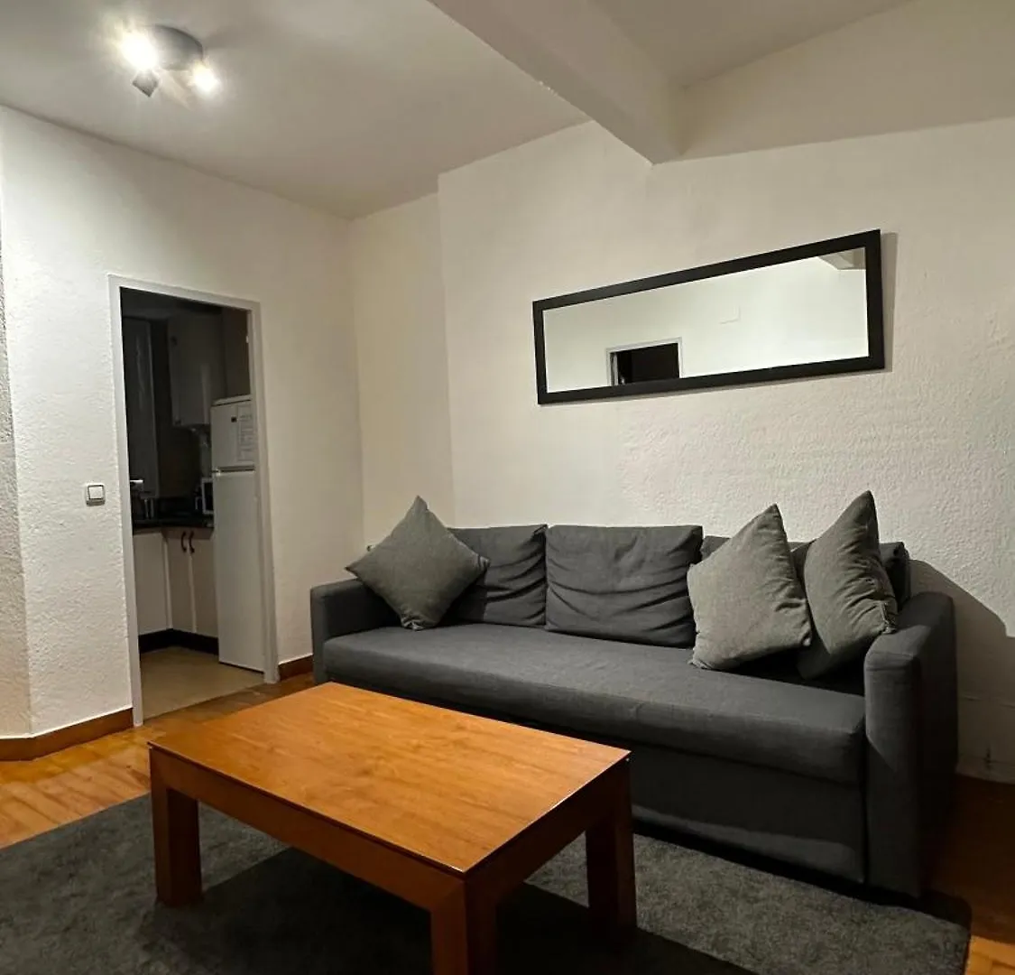 Apartamento Acogedor En La Molina, 2Hab, Wi Fi 0*, La Molina (Girona)